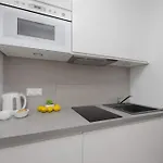 Kasprzaka Air-conditioned With Balcony By Renters