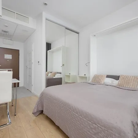דירה Kasprzaka Air-conditioned With Balcony By Renters