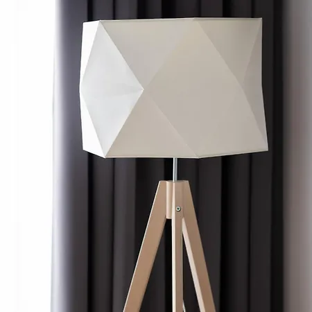 Kasprzaka Air-conditioned With Balcony By Renters Varšava